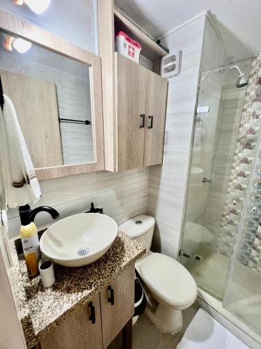 Shower, Moderno apartamento con vista al mar en Cartagena in La Heroica