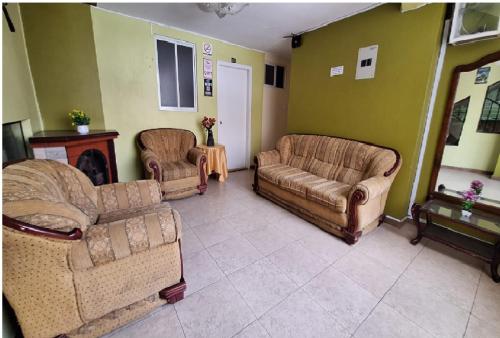 Hostal Puertas Del Sol in Riobamba