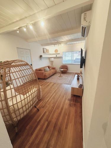 Modern Eclectic 2BR Near Petco, Balboa Park & Zoo in Other