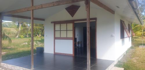 Atau Fare CK, Huahine