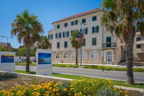 Luxurious Riva Dalmatia Apartments - image 12