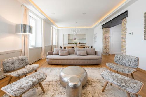Luxurious Riva Dalmatia Apartments - main image