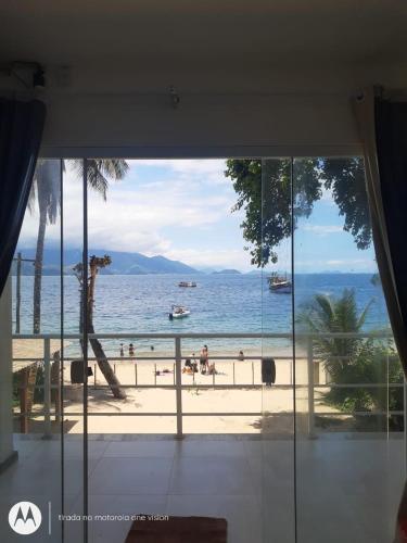 Casa beira mar Praia do Japariz,Ilha Grande in Freguesia de Santana