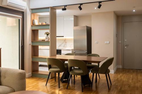 Emerald Gems in Limak's Central Diamond Residences in Skopje with Free Private Parking & Fast Wi-Fi, Skopje (fotografie 5)