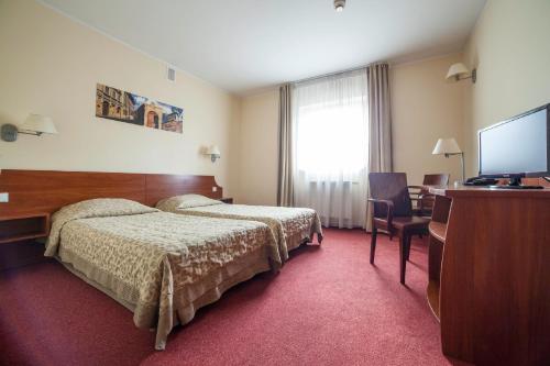 Hotel Major Budget - image 6