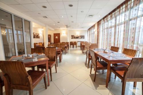 Hotel Major Budget - image 10