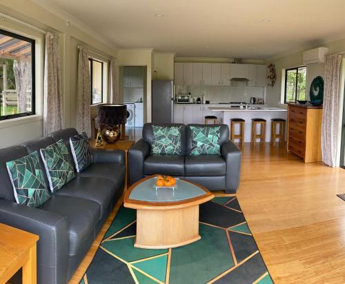 Iekārtas, Kohinui Glade Holiday Cottage in Parua Bay