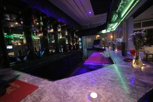 Hotel Suisse - image 5