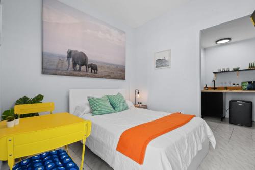 Ocean Park Studio Near Beach Smart TV Wifi