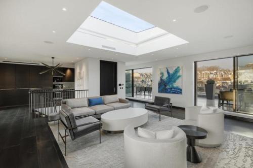 Madison Apartments, London