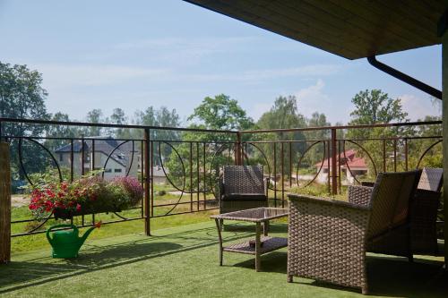 ระเบียง/ชานเรือน, Villa Moderna in อซารี