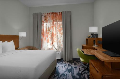 Fairfield Inn and Suites by Marriott Emporia I-95 in Emporia, USA