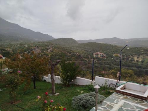 Surrounding environment, Σπιτι στο βουνο αλλα μια ανασα απο τη θαλασσα in Skiathos Island