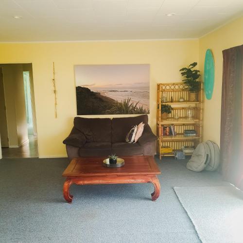 Tealuca Holiday Home in Pukenui