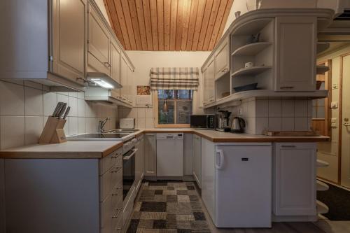 Kärpänkätkye 1A1 by Hi Ylläs (Karpankatkye 1A1 by Hi Yllas) in Vesikkovaara