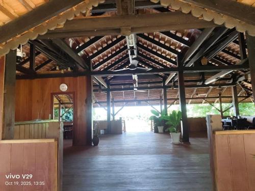 Vuensai Riverside Resort & Virachey National ParkTrekking in Banlung