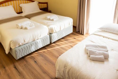 Hotel San Clemente Room Type - Basic Triple Room