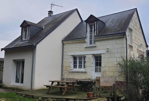 Exterior view, Au bois de la Belle in Rigny-Usse (Centre)