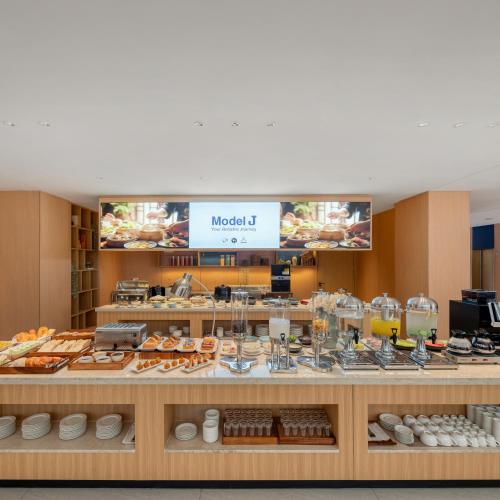 餐厅, Model J Hotel Jakarta Central Park in 雅加达