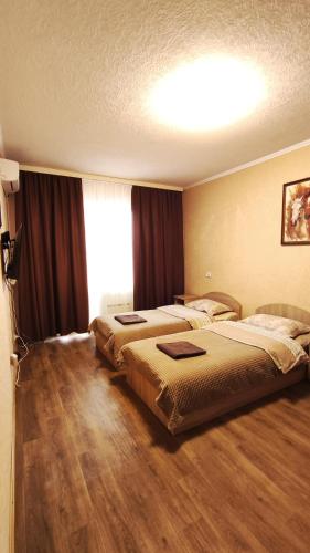Василя Стуса 10 City Rooms