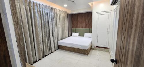 Neel Inn