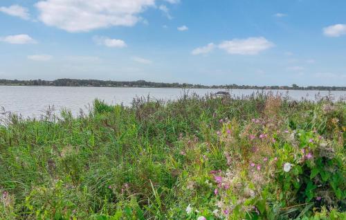 Vista, Lovely Home In Sunds With House Sea View in Sunds