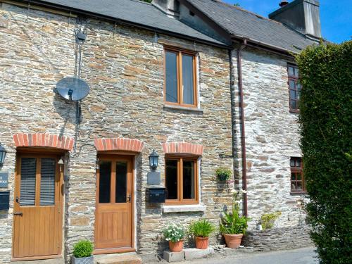 Exterior view, Annies Cottage in Buckland Monachorum