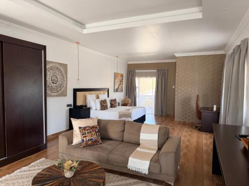 10 on Pauling Hotel Bulawayo in บูลาวาโย