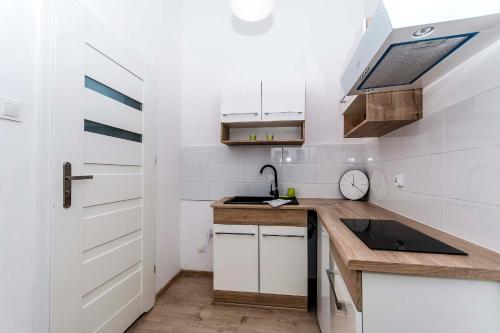 Rout Studio 5 min to Old Town Gdansk in Orunia