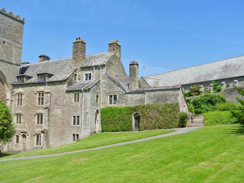 Exterior view, Annies Cottage in Buckland Monachorum