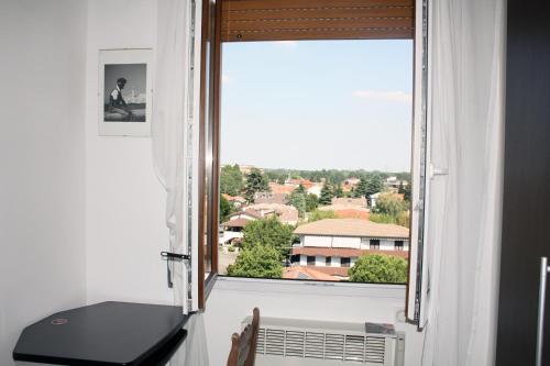 View, Easy Arese Apartment in Garbagnate Milanese