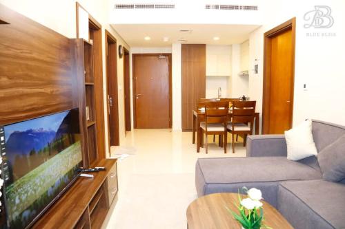 2Bedroom Apartment with Canal View in Business Bay, Dubái (foto 7)