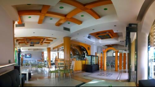 Hotel Sfinks Elbasan Albania in เอลบาซาน