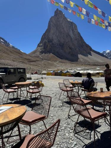 Gonbo Moksha Camps and Cafe in 沙爾丘