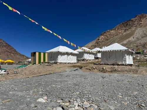 Gonbo Moksha Camps and Cafe in 沙爾丘