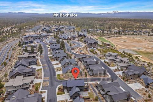 Cairn Luxury Vacation Rentals at Bend - image 11