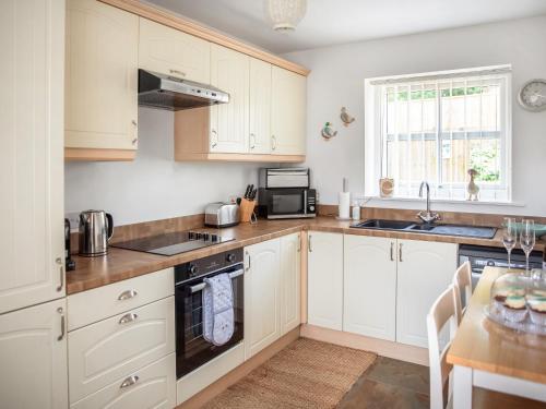 Kitchen, Bullions Farm Cottage in Consett