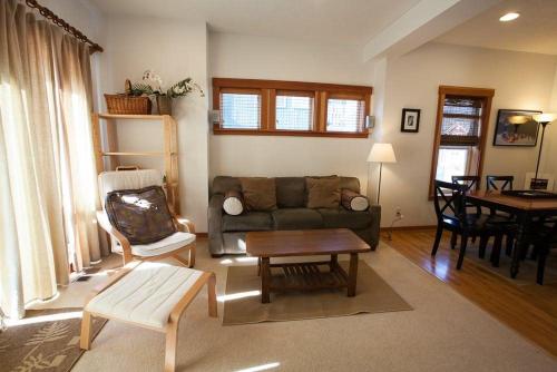 Venturi-River/Mt Vw-2BR/2.5BA - image 8