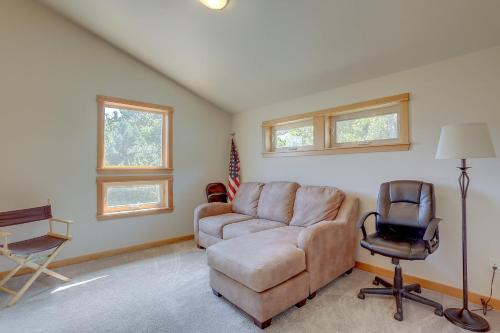 Hutson's Bridgeview **30 Day minimum** - image 2