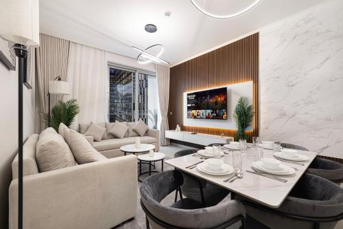 Vida Dubai Mall! 2 Bedrooms! Excellent Amenities, Mall Connected!, Dubai (photo 5)