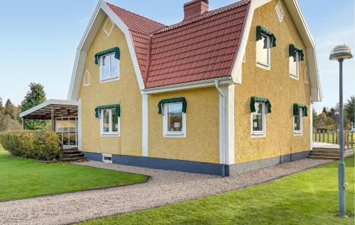 Awesome Apartment In Svenljunga - Ljushult