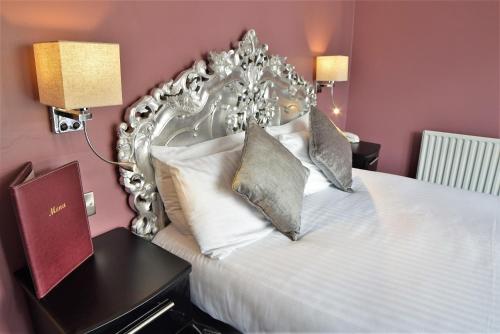 Dovedale Hotel and Restaurant - image 5