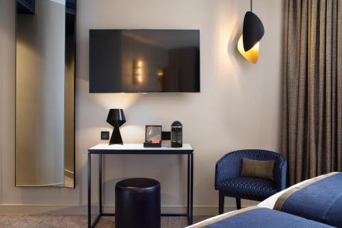 Hotel Le 10 BIS - image 4