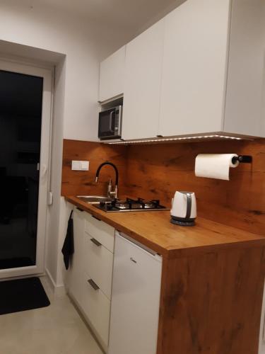 virtuve, Nocleg pod dębem (Nocleg pod debem) in Czerna
