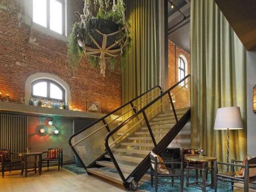 25hours Hotel Altes Hafenamt - image 9
