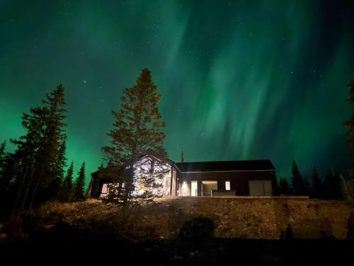 New chalet with great view – khách sạn tại Oyer