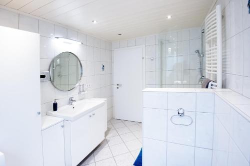 ฝักบัว, Guesthouse Fuschlsee in ฮอฟ เบย์ ซาลซ์บูร์ก