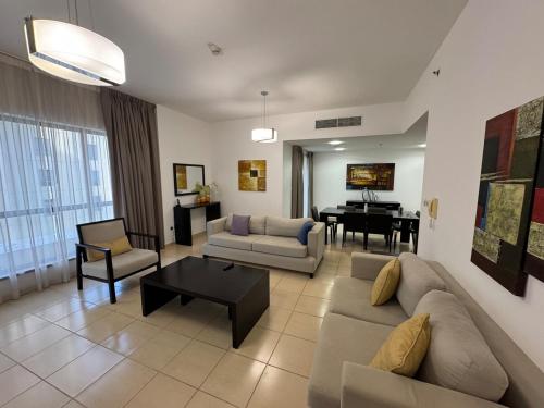 JBR - spacious and neat 3br apt in Shams 1, Dubai