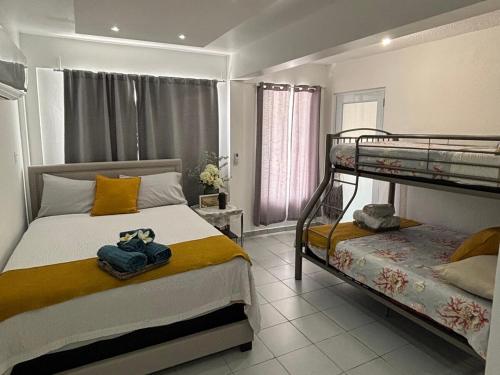 Casa Fortuna Near Luquillo Beach & El Yunque in Luquillo