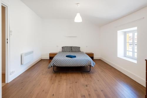 Appartement 2 chambres avec baignoire Lavelanet in Lavelanet